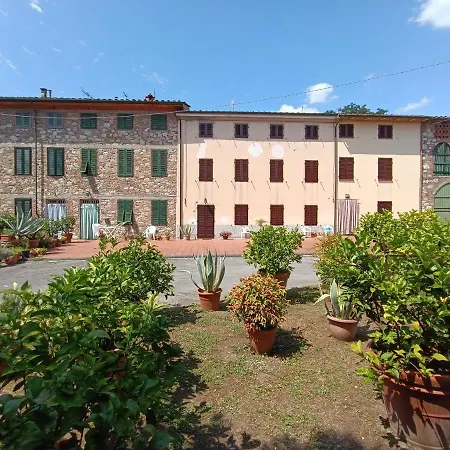 Hébergement de vacances Corte Bicchio 11 Ospiti *