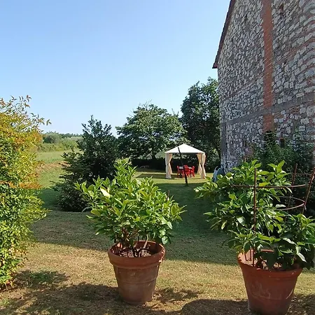 Corte Bicchio 11 Ospiti * Capannori