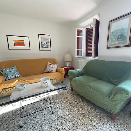 Casa vacanze Corte Bicchio 11 Ospiti Capannori