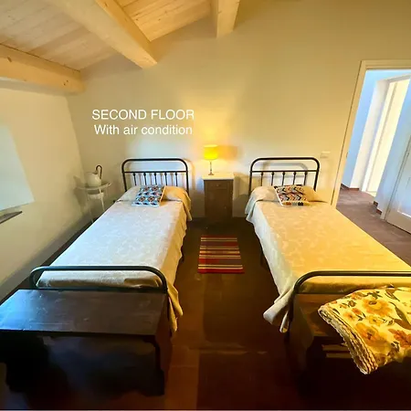 Corte Bicchio 11 Ospiti Capannori